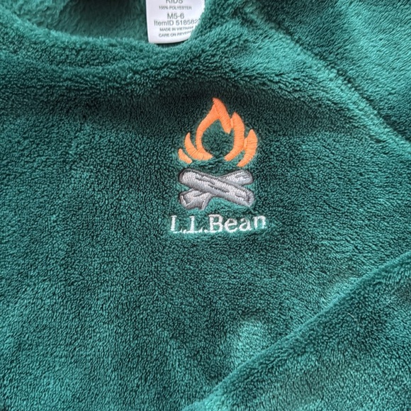 L.L. Bean boy’s pajama set - Picture 2 of 6